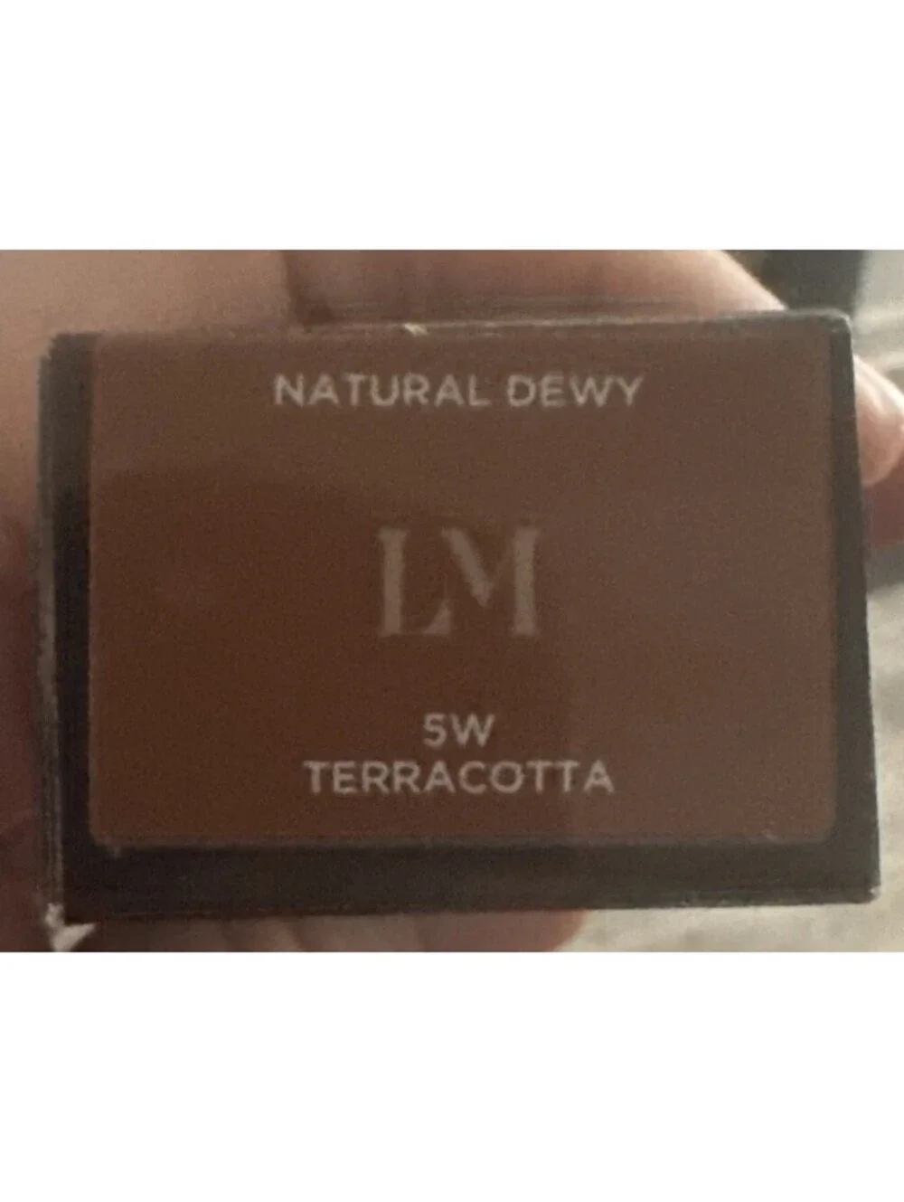 Laura Mercier Tinted Moisturizer Natural Dewy SPF30 5W Terra Cotta 1.5 oz; 08/26